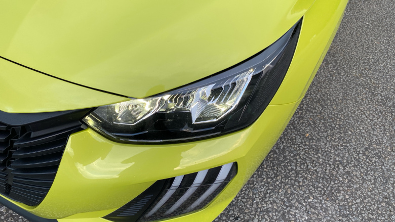 Peugeot 208 1.2 PureTech 100 Style 5dr Petrol Hatchback